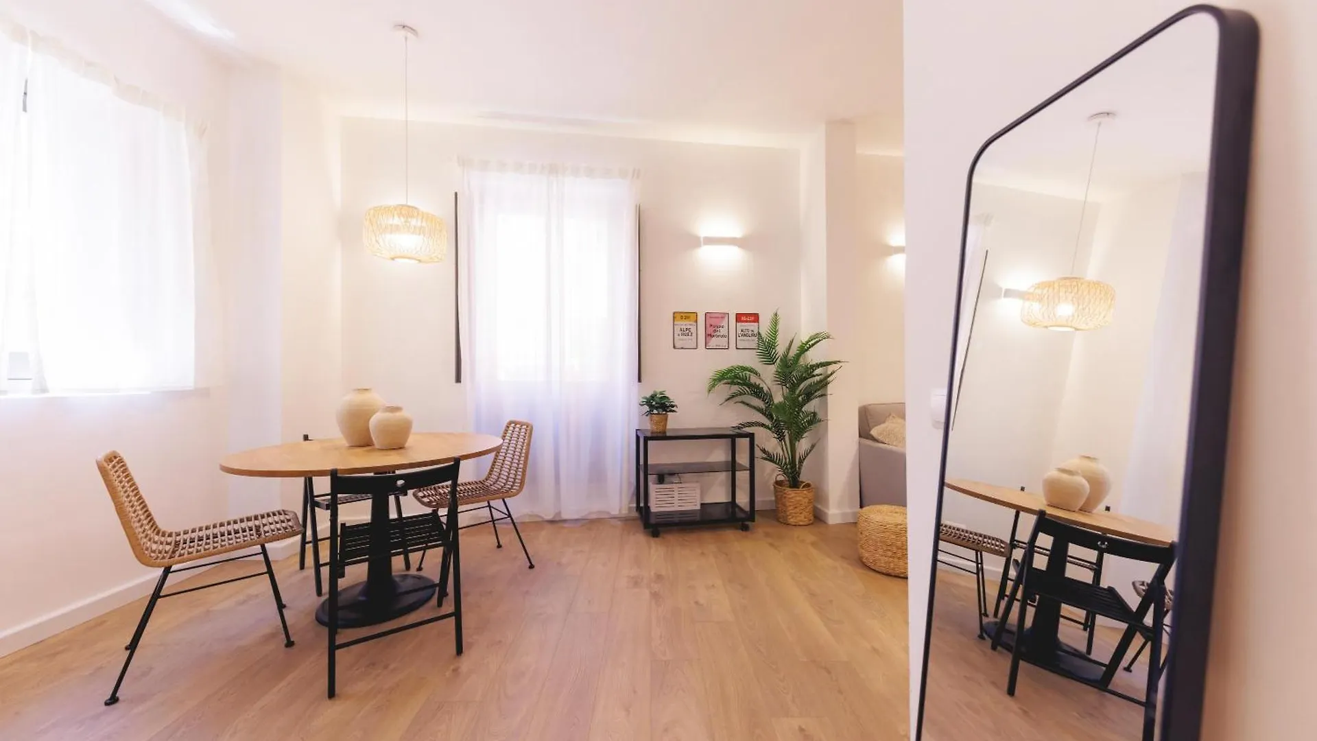 Bravissimo Portal Barca, Monthly Apartment ジローナ