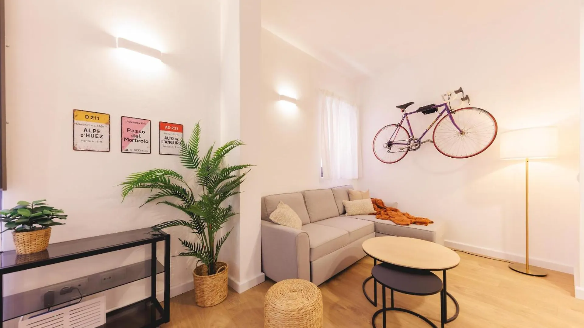 Bravissimo Portal Barca, Monthly Apartment ジローナ