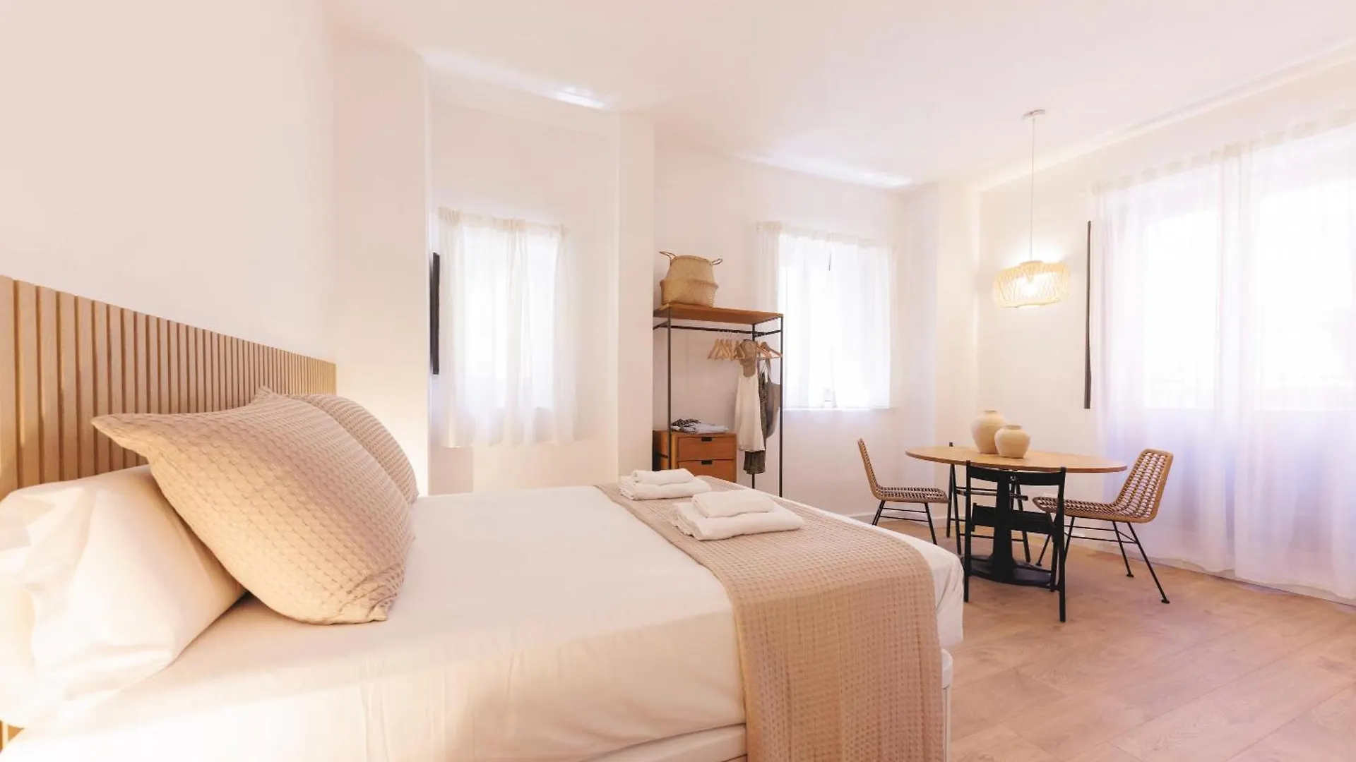Bravissimo Portal Barca, Monthly Apartment Girona