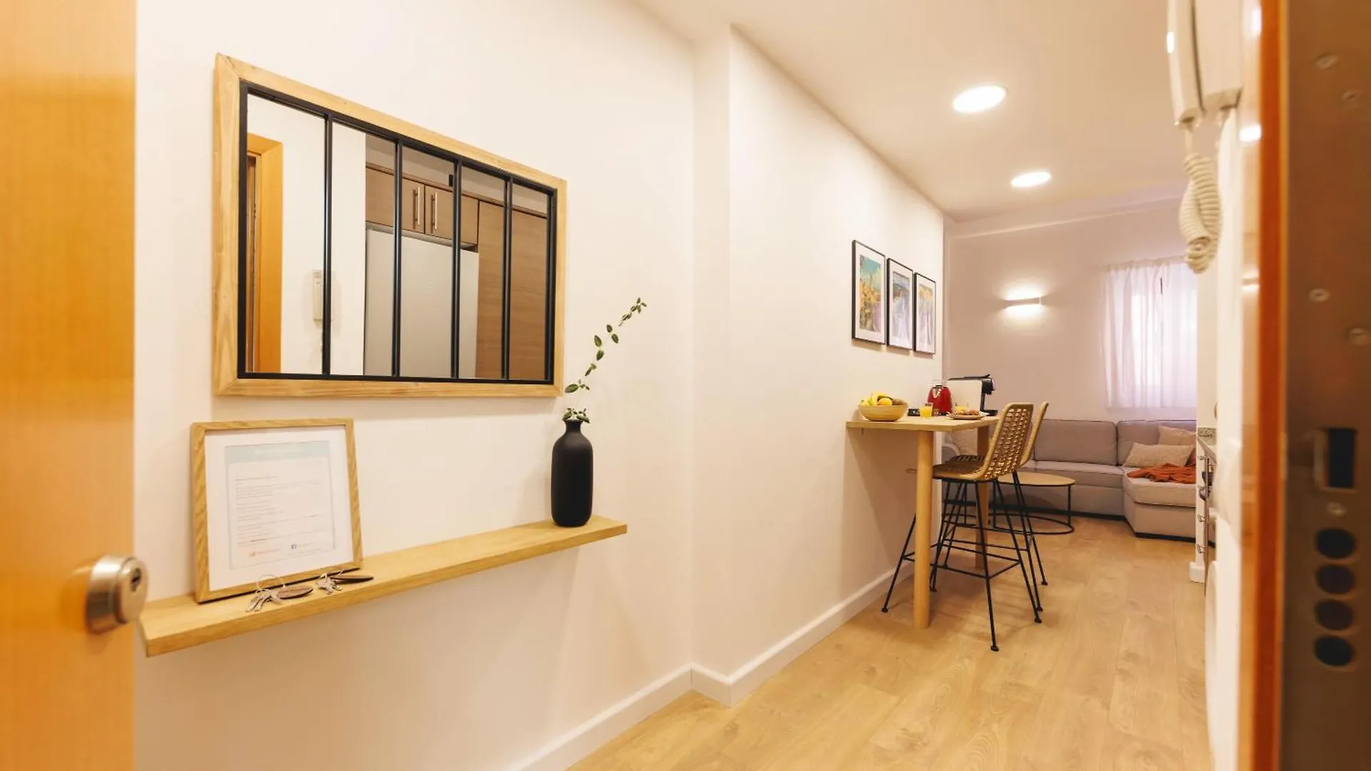 Bravissimo Portal Barca, Monthly Apartment ジローナ